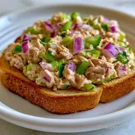 Toasted Tuna Salad Bread in 20 Minutes